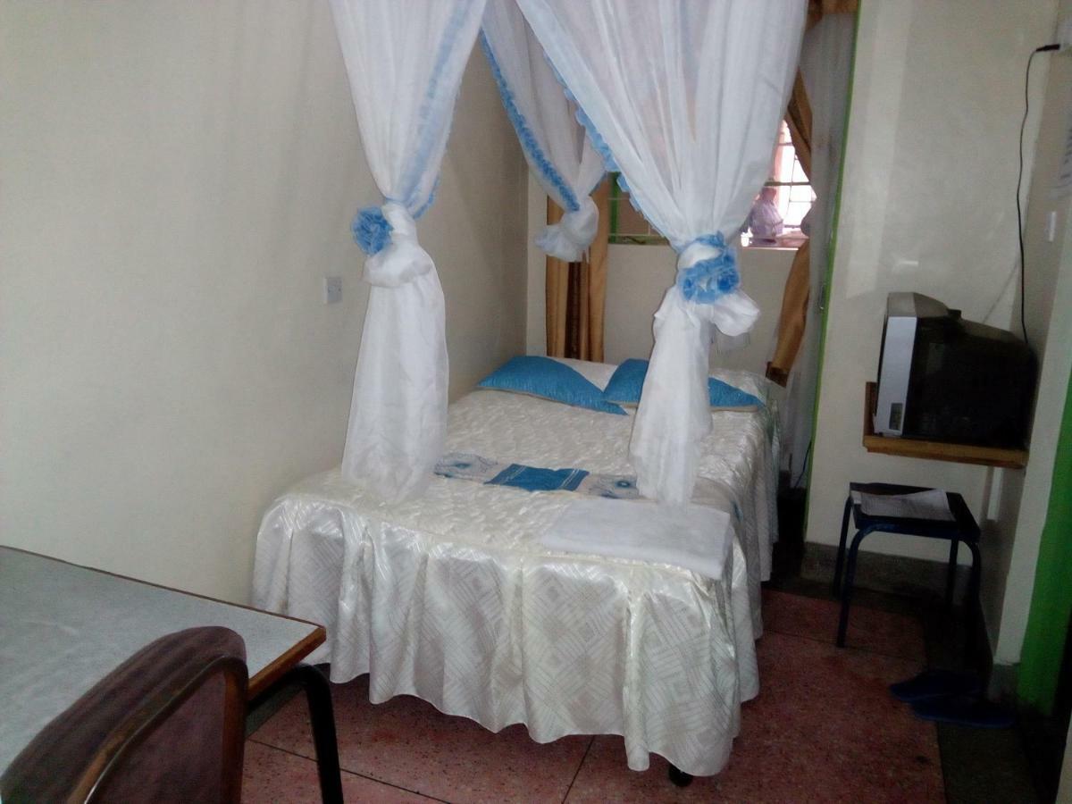 Nanyuki Ibis Hotel Extérieur photo