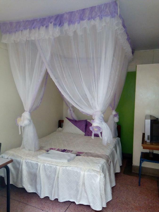 Nanyuki Ibis Hotel Extérieur photo