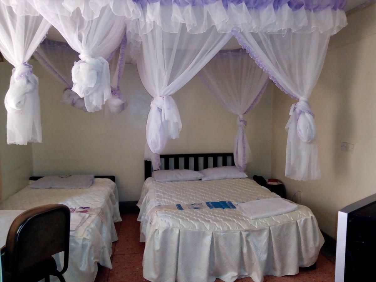 Nanyuki Ibis Hotel Extérieur photo