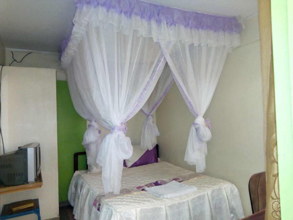Nanyuki Ibis Hotel Extérieur photo